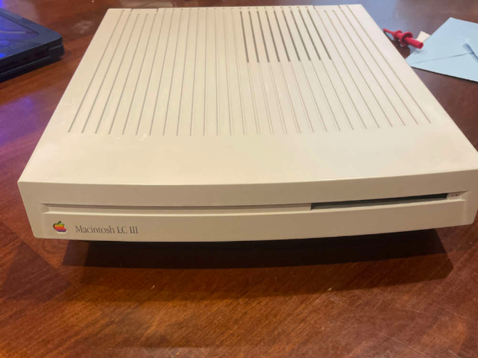 Macintosh LC III